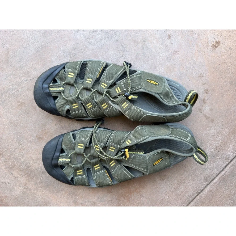 KEEN Newport H2 Men's Water Sandals Olive Green Black Size 10.5 44 Hiking